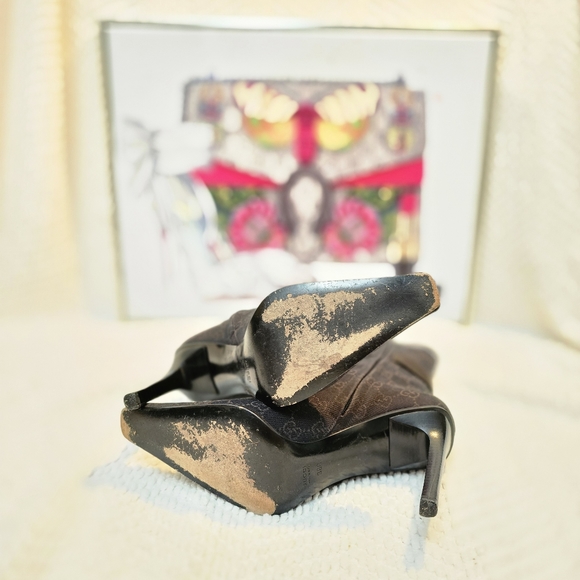 ✅️ SOLD ✅️ Authentic Vintage Gucci x Tom Ford Brown Boots (Orig. Ret $1350) - Picture 9 of 11